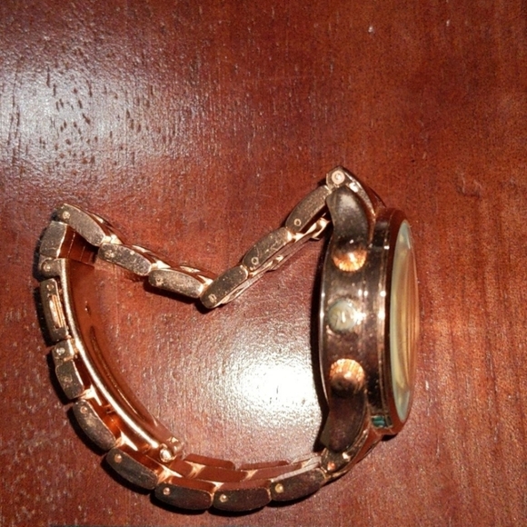 Michael Kors Watch - Picture 4 of 5